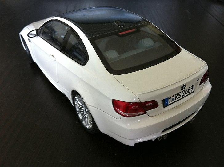 1:18 Modelbiler - 1:18 Kyosho BMW M3 E92 coupé billede 16