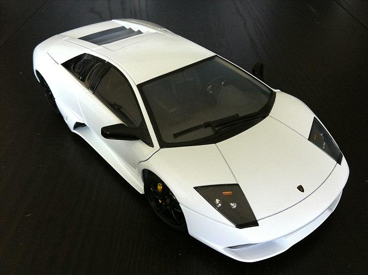 1:18 Modelbiler - 1:18 NOREV Lamborghini Murcielago LP640 billede 9