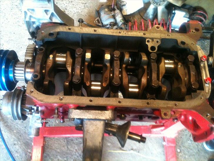 Volvo b230fk 16v turbo 500+hk - Krumtap monteret med nye hovedlejer. billede 71