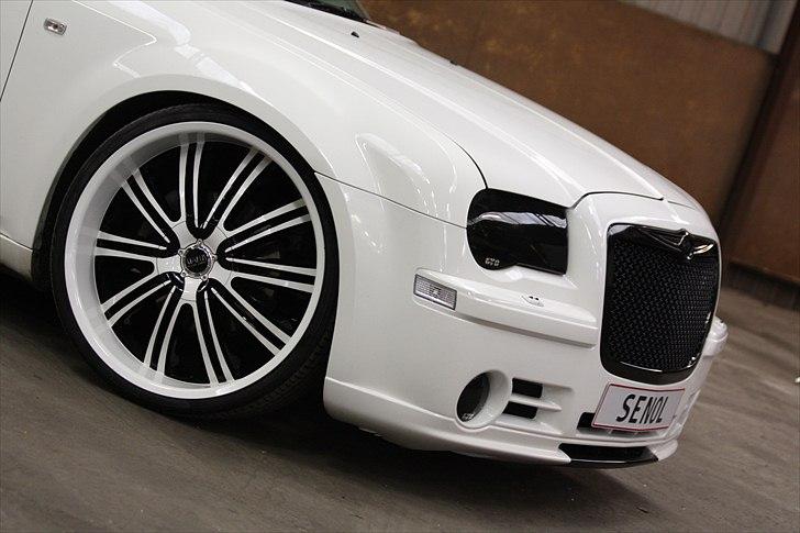 Chrysler 300C 5,7 V8 HEMI billede 6