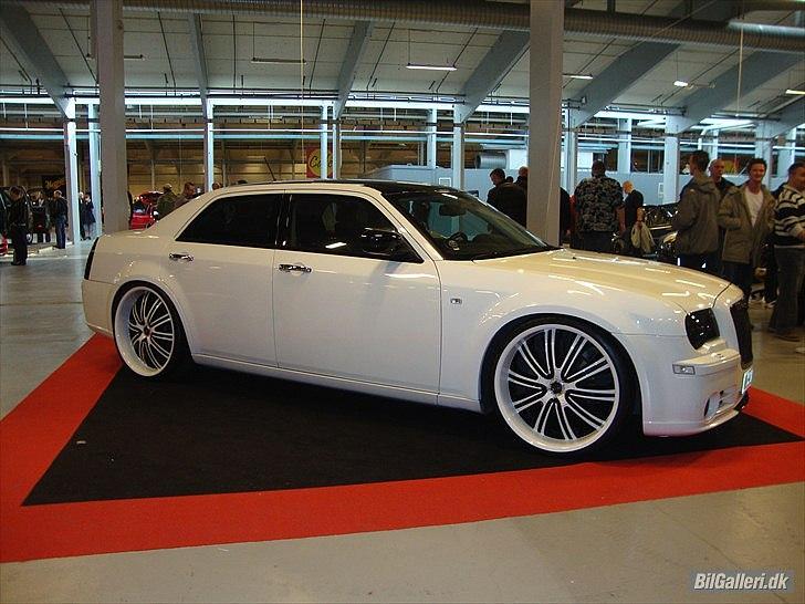 Chrysler 300C 5,7 V8 HEMI billede 10