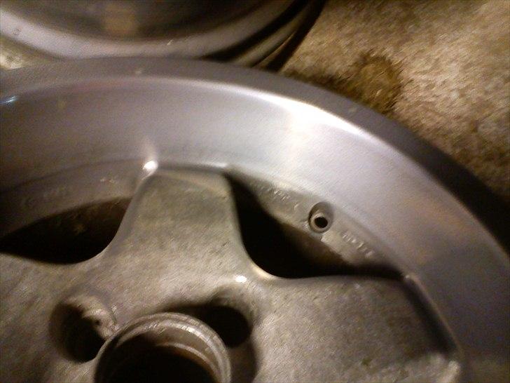 fælge og poler grej - kanten er poleret billede 2