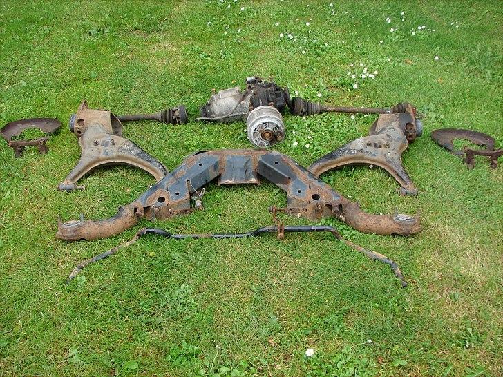 Golf 2 syncro projekt  - D 26-6-11 anden bagbro købt med skiver som skal sandblæses og have epoxi og nogle nye bøsninger inden montering billede 148