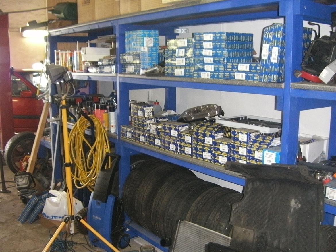 En dag ved Volvo manden.  - Fælge, dæk, skiver og klodser for alle æ' penge billede 11