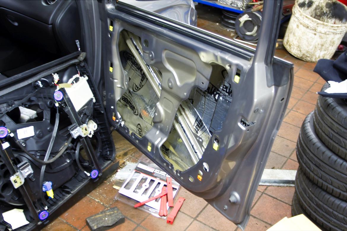 Seat Altea - sort himmel og lydisolering billede 9