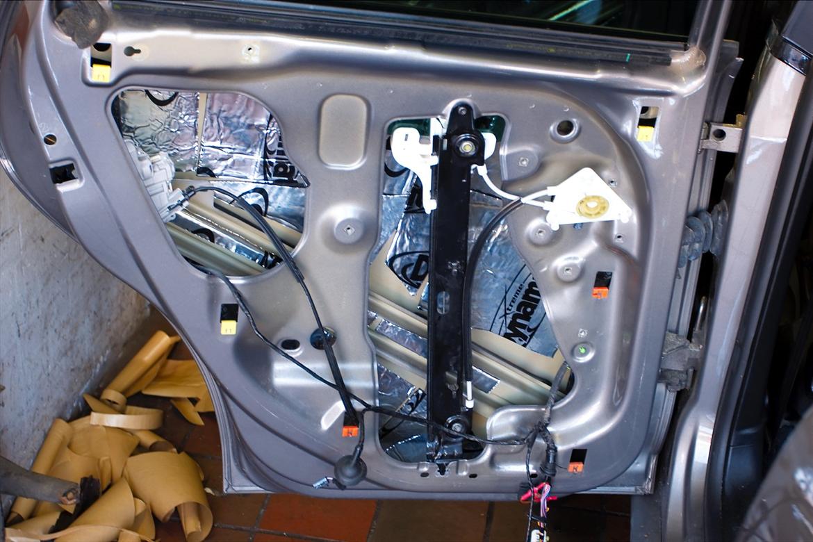 Seat Altea - sort himmel og lydisolering billede 13