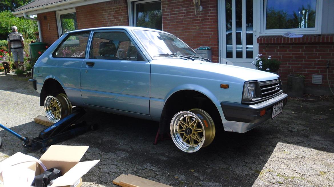 toyota starlet kp60 projekt - prøvemontering, me like billede 43