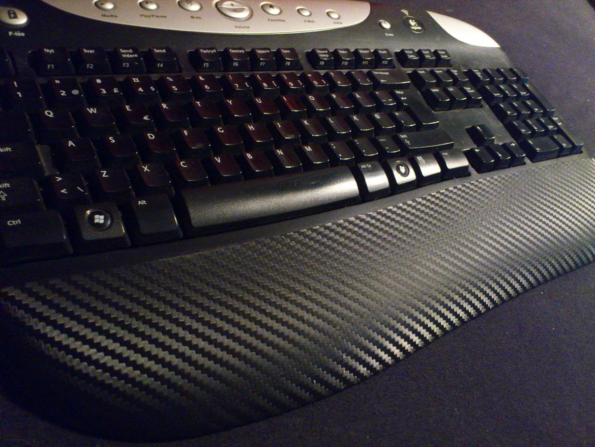 Lidt folie  - Mit tastetur skulle der os lige prøves på ;p billede 12