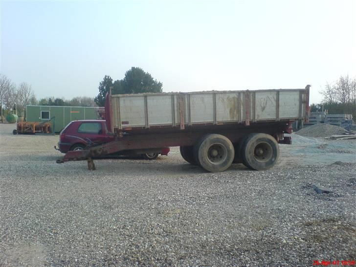 Claas og andet godt fra mit arb. - Gammel overskåren lastbil, nu med knækket bladfjeder billede 72