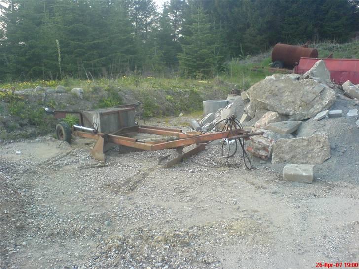 Claas og andet godt fra mit arb. - Vejslæb, egner sig vist bedst til noget på størrelse med en grå ferguson billede 74