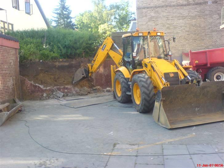 Claas og andet godt fra mit arb. - En mur der skulle fjernes og bygges op igen billede 87