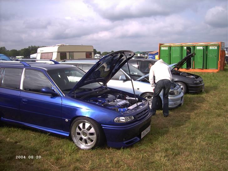 Opel træf i brunsbuttel i tyskland billede 8