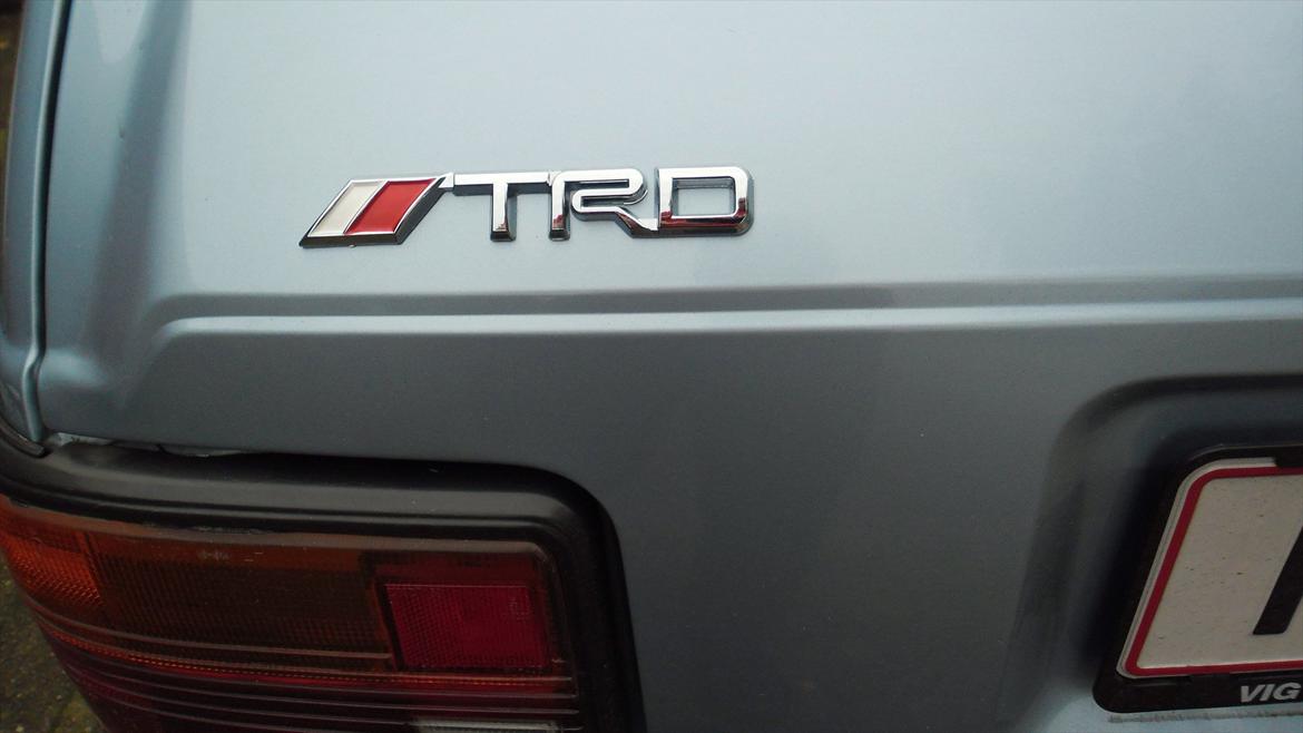 toyota starlet kp60 projekt - TRD logo monteret.  billede 74