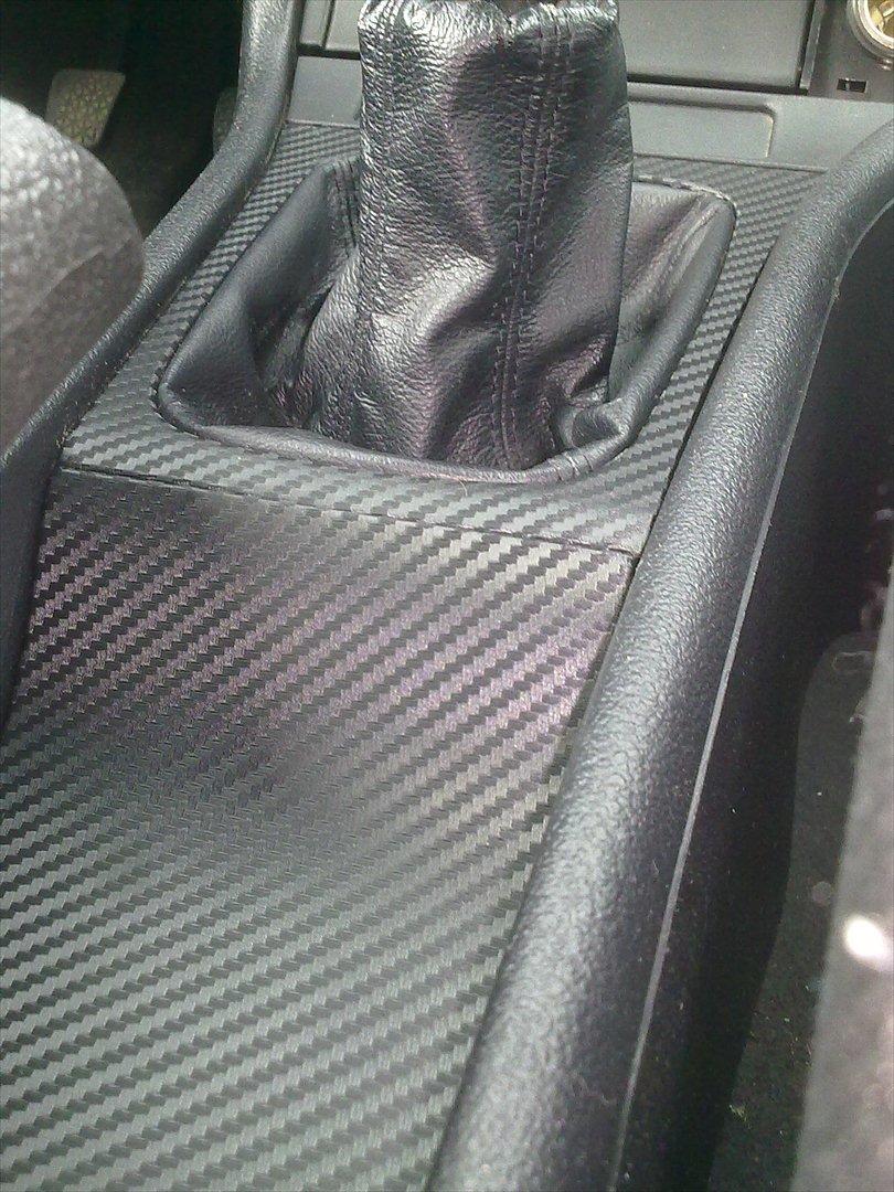 Carbon folie i Astra g - Nede ved gearstangen tror min midterkonsol for en tur billede 5