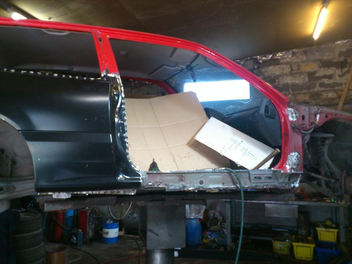 honda civic projekt - så kom dørpanelet også af, nyt kommer på :) billede 14