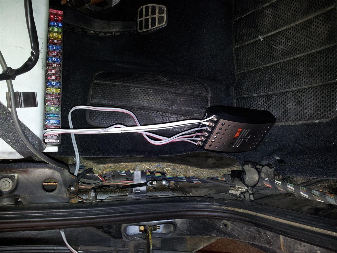 Støjdæmpning af golf3, Døre + nye højtalere. - Delefilter, gemt godt op bag instrumentbordet. billede 7