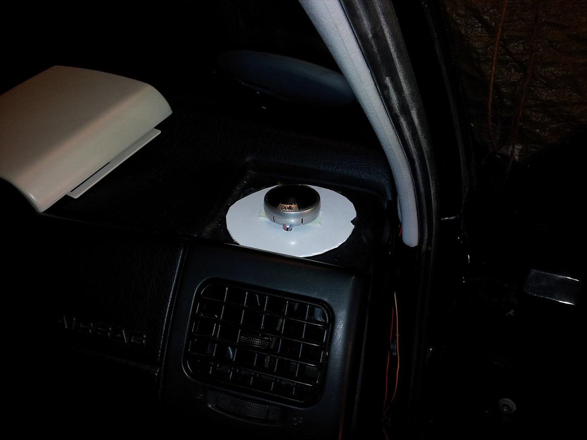 Støjdæmpning af golf3, Døre + nye højtalere. - Diskanten kunne ikke sidde på samme måde i højre side desværre, så det er en ommer! billede 12