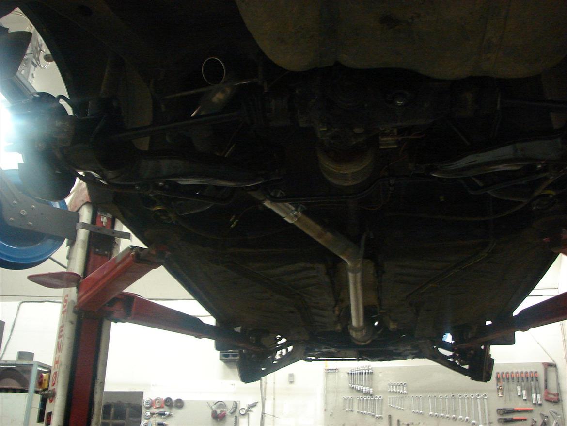 Golf 2 syncro projekt  - D.22-10-11 er ved at lave ny udstødning i rustfri men der er ikke meget plads foran når det skal være i 2½ " rør  billede 170