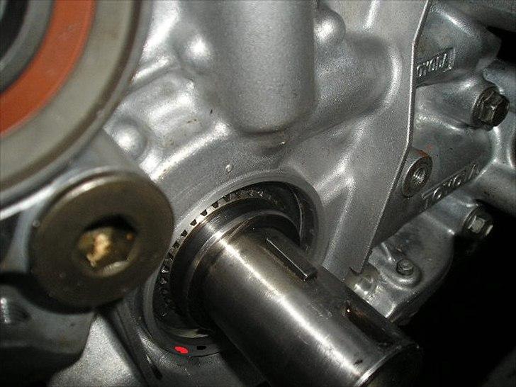 2jzgte renovering - igen et af olie pumpen billede 5