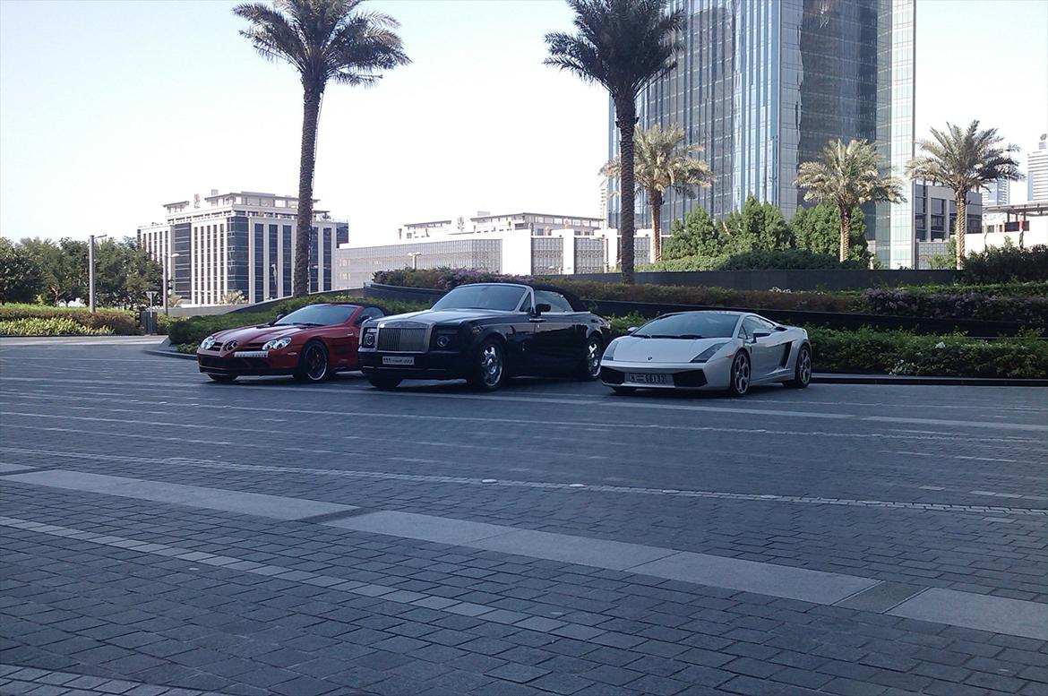 Min Tur til Dubai - Nede foran  Burj Khalifa igen :) billede 59