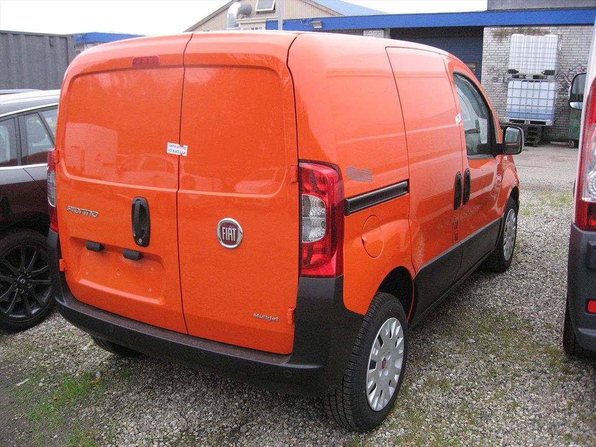 2011 FIAT Fiorino Adventure 1,3 JTD  - 15" fælge er standard på Adventure og en let øget frihøjde... billede 27