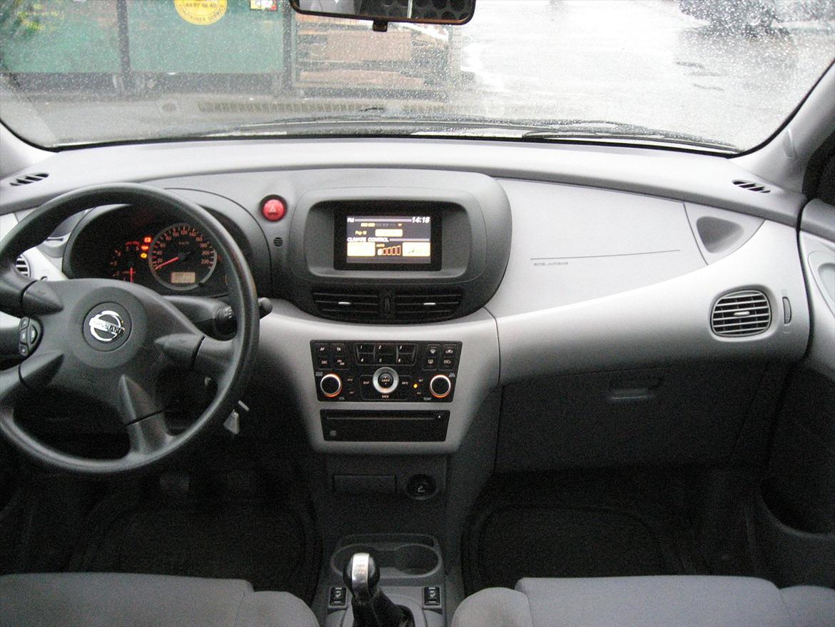 Nissan Almera Tino 2,2 Dci Visia - Min arbejdsplads i seks år, nåede at trille 99000 km. billede 5