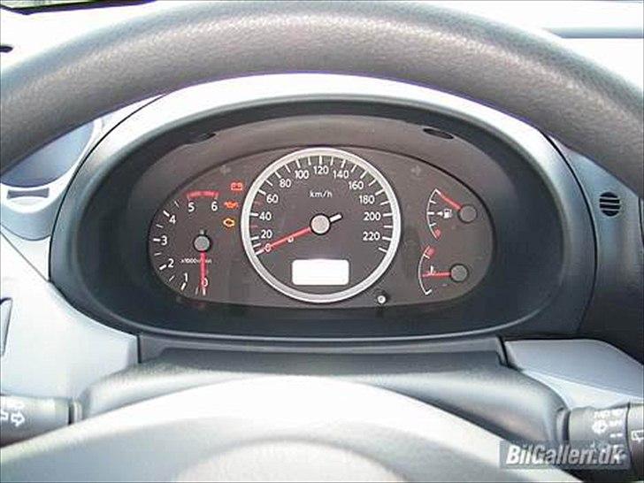 Nissan Almera Tino 2,2 Dci Visia - Billeder taget da bilen var helt ny i januar 2006... billede 64