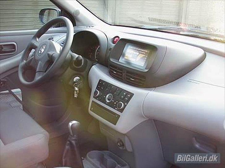 Nissan Almera Tino 2,2 Dci Visia - Billeder taget da bilen var helt ny i januar 2006... billede 65