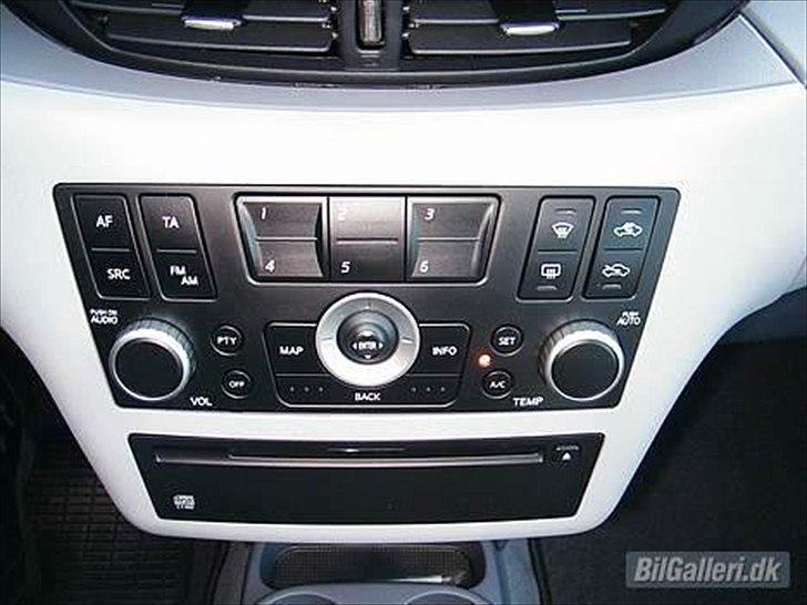 Nissan Almera Tino 2,2 Dci Visia - Billeder taget da bilen var helt ny i januar 2006... billede 67