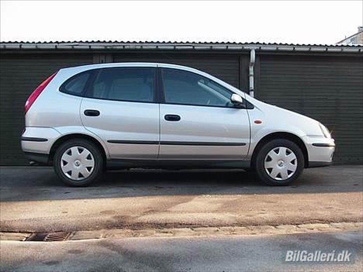 Nissan Almera Tino 2,2 Dci Visia - Billeder taget da bilen var helt ny i januar 2006... billede 70