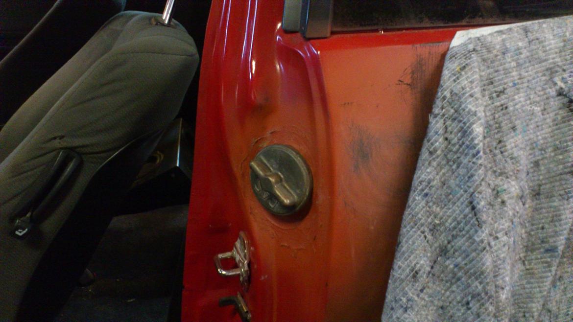 honda civic projekt - tankdæksel i b-stolpen :) nice billede 37