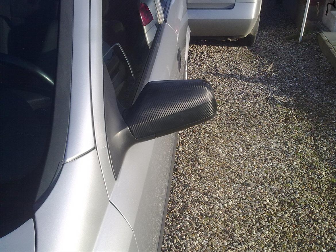 Carbon folie i Astra g - Så kom der folie på spejlkapperne billede 10