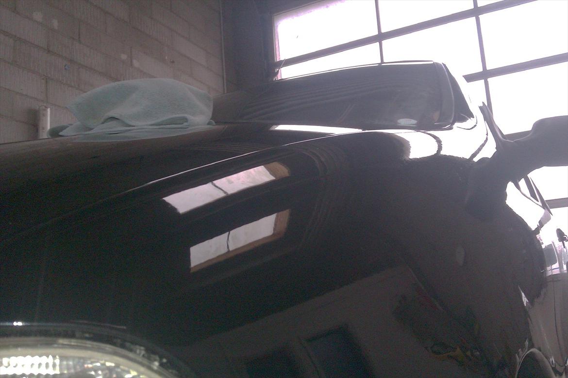 Hjemmemalet forskærm - Her er slutresultat - husk at lade lakken tørre en uges tid før der slibes og poleres billede 13