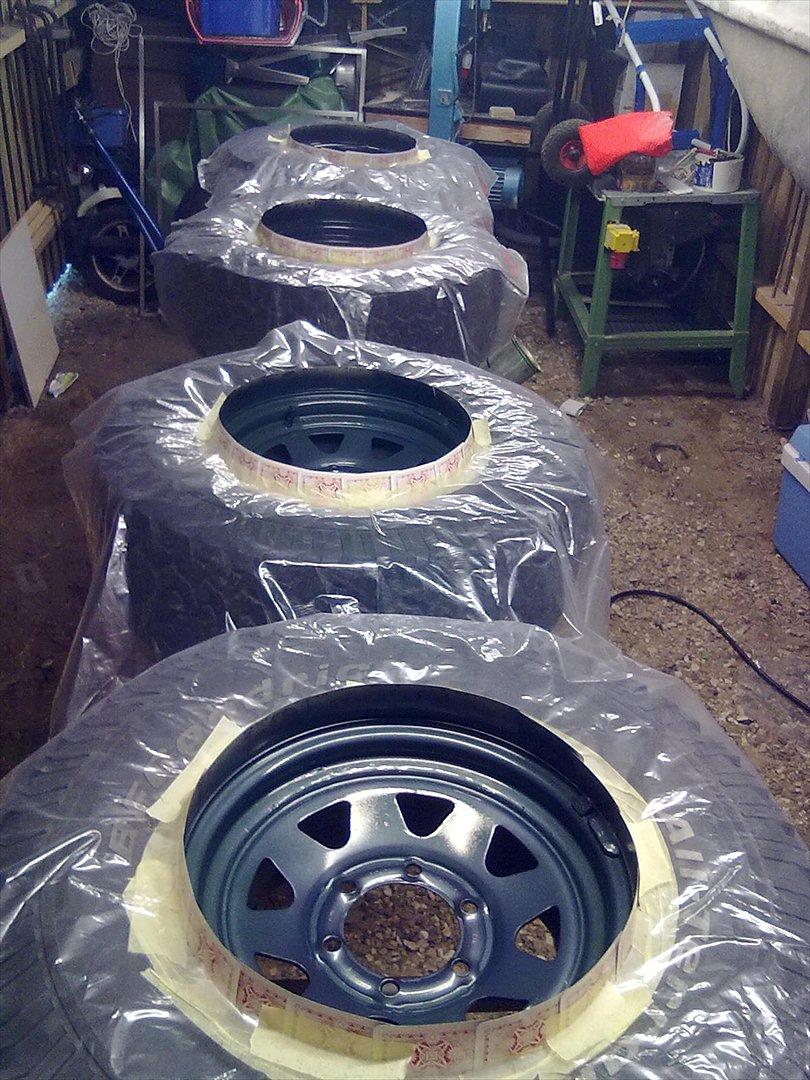 Rustarbejde, omlakering og undervognsbehandling - Så blev de færdige til klarlak. billede 27