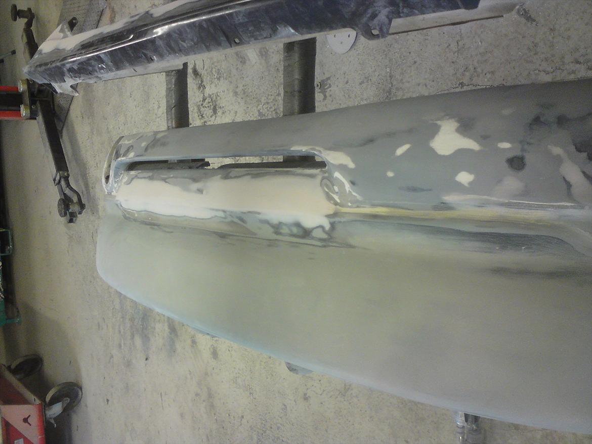 Mit hjemmelavet skørtesæt.. - Bagskørtet er slebet ned igen.. billede 32