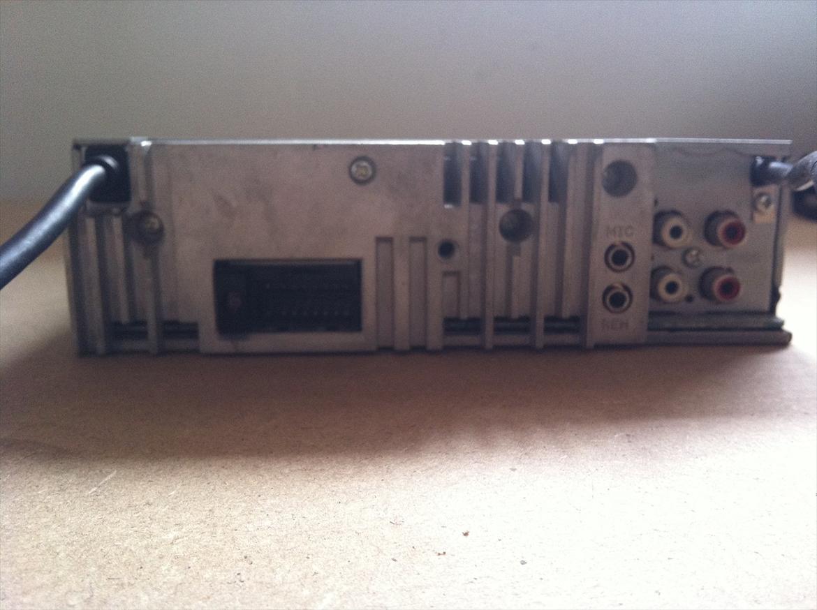 Alpine CDE - 104BTi billede 7