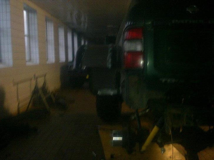 Nissan patrol y61 54" hjul  billede 7