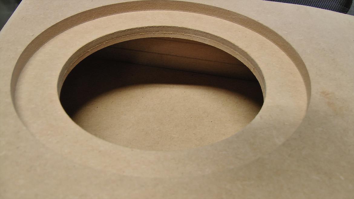 HiFi 3D Fræsning Af Dør Kabinetter +++ - Her er så de bagerste kabinetter hvor enheden er sænket ned som på de foreste dør-kabinetter.
Mangler kun læder og enheden samt matrix afstivningen der endnu ikke er lavet (kommer senere)
 billede 27