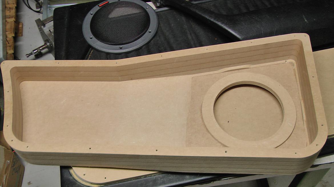 HiFi 3D Fræsning Af Dør Kabinetter +++ - Her er så de bagerste kabinetter hvor enheden er sænket ned som på de foreste dør-kabinetter.
Mangler kun læder og enheden samt matrix afstivningen der endnu ikke er lavet (kommer senere)
 billede 28