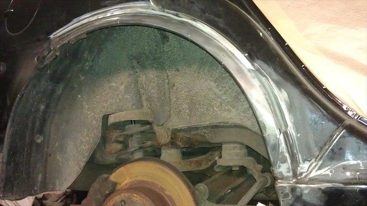 VECTRA B V6 RENOVERING/TUNING/STYLING - så gik rustarbejdet igang,gl skærmkant skåret af og inder skærm renset af billede 20