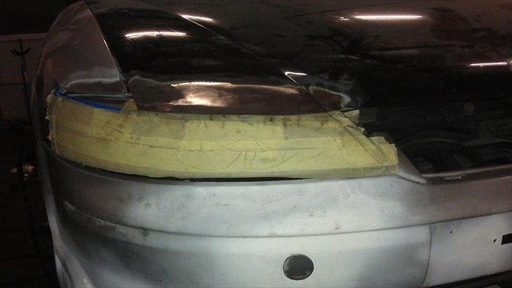 VECTRA B V6 RENOVERING/TUNING/STYLING - begyndelsen på øjenskyggen,fuldsvejst,så man er sikker på at det holder og ikke flækker som man så tit ser det, billede 23