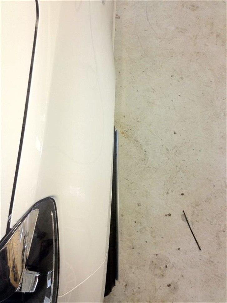 Volkswagen UP, Less is More - Prøvemontering af fælg i for billede 26