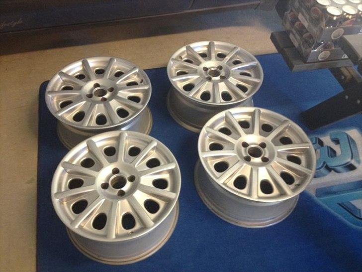 Volkswagen UP, Less is More - Fælgene ligger klar til maler... billede 33