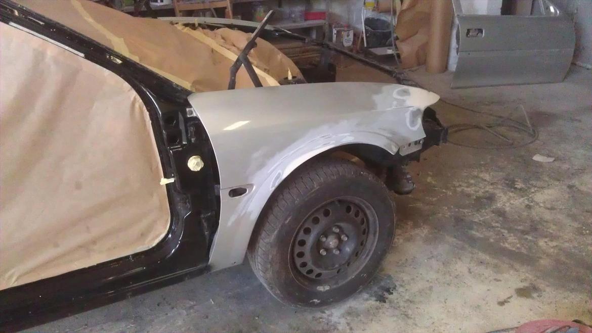 VECTRA B V6 RENOVERING/TUNING/STYLING - forskærm færdig spartlet og klar til epoxy og filler billede 34