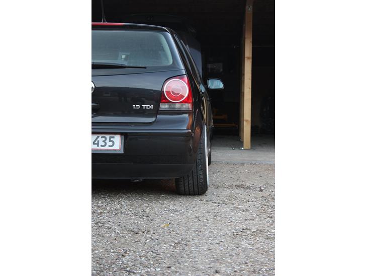 {{currentPhoto.altText}} billede {{currentPhoto.number}}