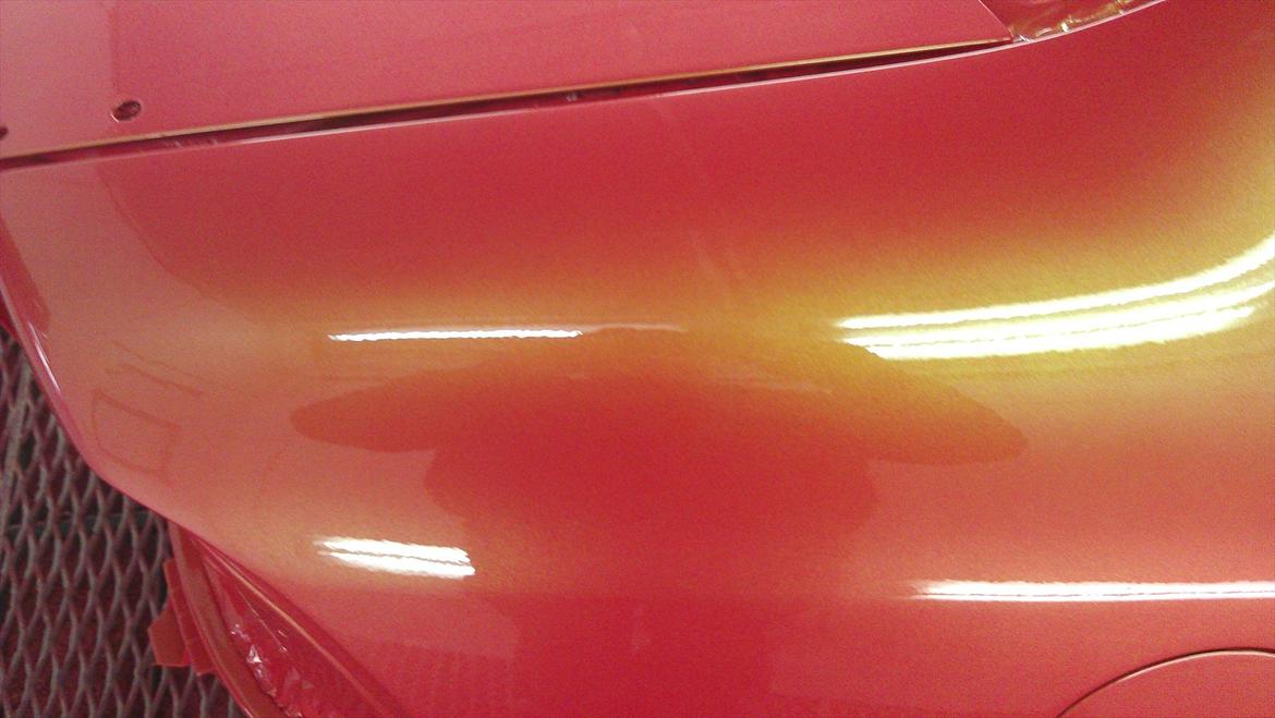 VECTRA B V6 RENOVERING/TUNING/STYLING - her kan man se hvor grove metalpigmenterne er,de kommer først til syne rigtigt i sollys billede 50