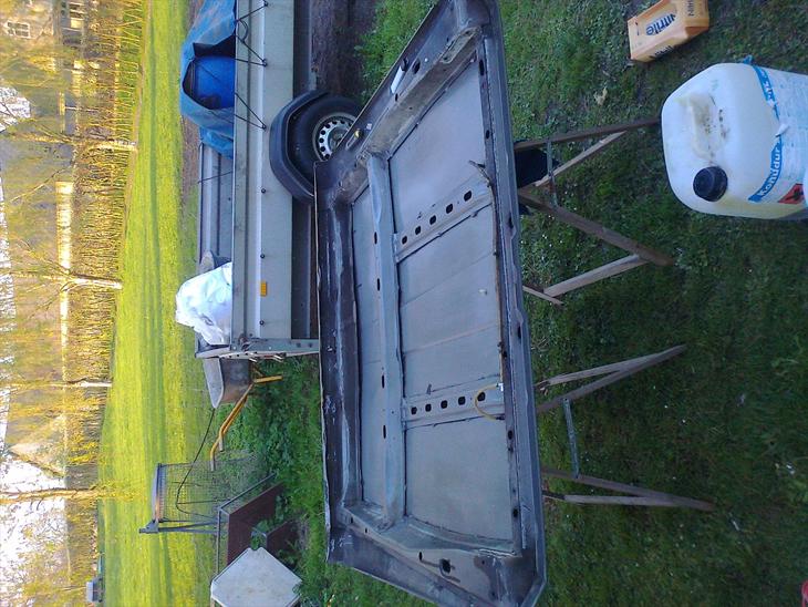 {{currentPhoto.altText}} billede {{currentPhoto.number}}