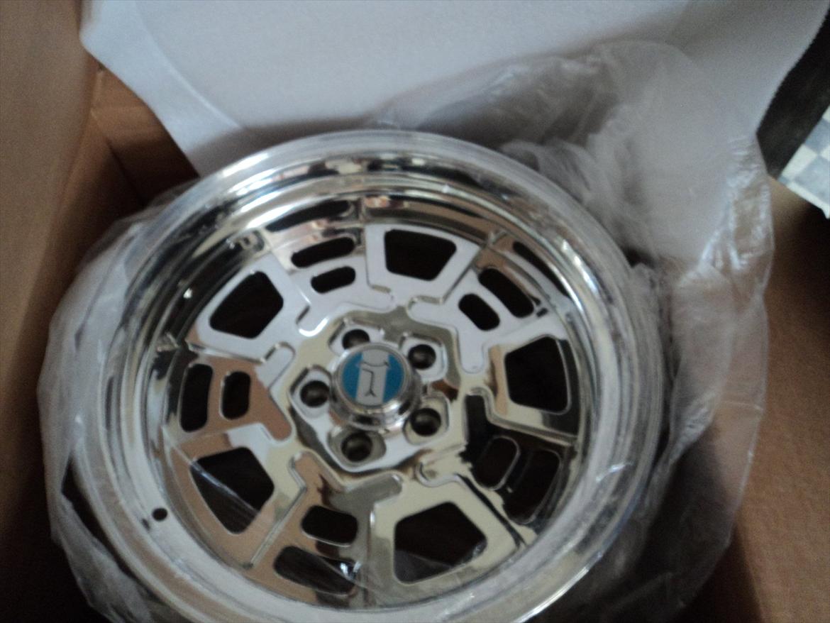 DeTomaso Pantera #2241 - Nye fælge i "Campy-look" billede 7