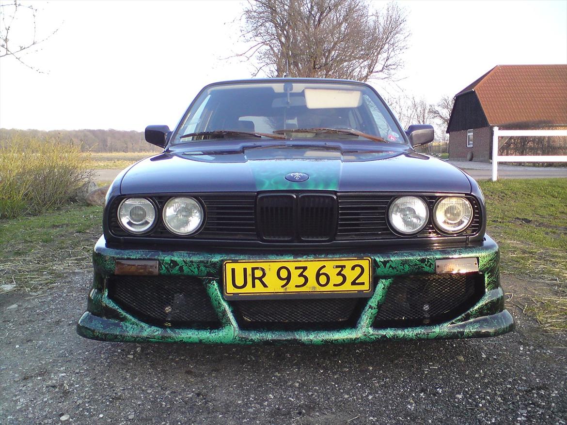 "Bimse´s" makeover fra grim gadebil til ond drifter - Nej, kofangeren er da ikke spor for meget! (LOL!) billede 1