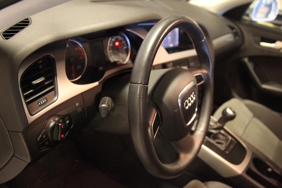 Audi A4 8K MMI 2G High ombygning billede 8